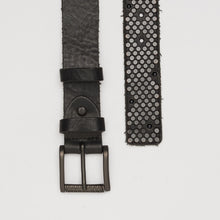 Carica l'immagine nel visualizzatore di Gallery, BLACK EDITION BELT | ALTEZZA 3,5 CM | 5 FILE DI BORCHIE IN RAME + CABOCHON | LIMITED EDITION