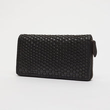 Upload the image to the Gallery viewer, PORTAFOGLIO NERO | IN VERA PELLE | INTRECCIATA | GRANDE