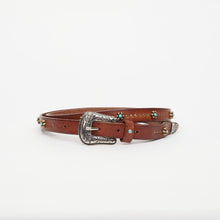 Carica l'immagine nel visualizzatore di Gallery, CINTURA TEXANA CUOIO | ALTEZZA 2 CM | CON BORCHIE E CABOCHON TURCHESI A FIORI