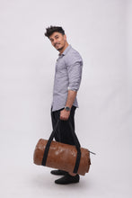 Carica l'immagine nel visualizzatore di Gallery, BORSONE MARRONE | IN ECOPELLE | PITONATA