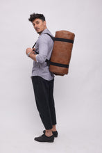 Carica l'immagine nel visualizzatore di Gallery, BORSONE MARRONE | IN ECOPELLE | PITONATA