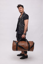 Carica l'immagine nel visualizzatore di Gallery, MAXI BAG MARRONE | IN ECOPELLE | PITONATA