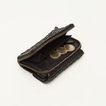 Upload the image to the Gallery viewer, LEATHER WALLET | IN GENUINE LEATHER | BRAIDED | MEDIUM