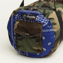 Carica l'immagine nel visualizzatore di Gallery, BORSONE MILITARE CON INSERTI BANDANA BLU | IN STOFFA |