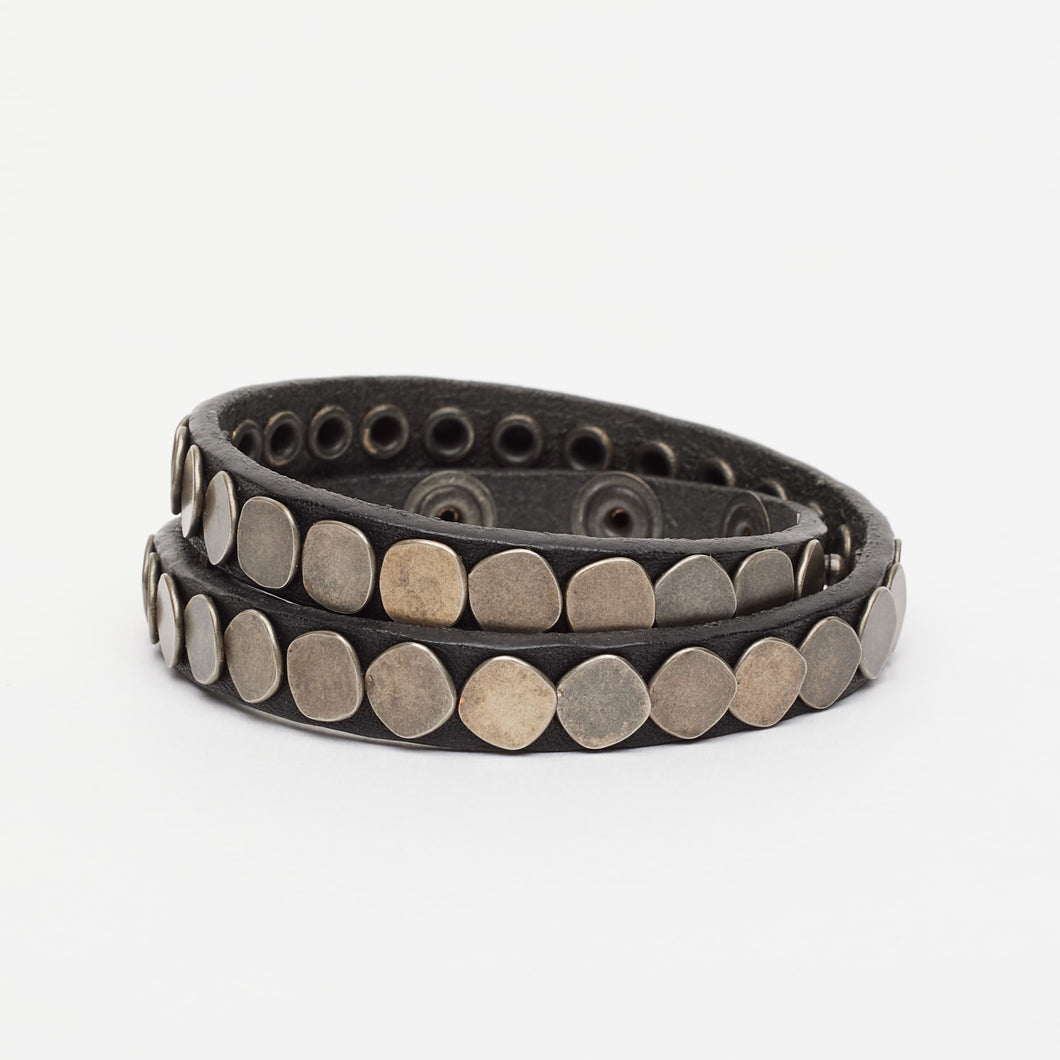 CAMPOMAGGI Bracciale con borchie - Capuzzi Moda CAMPOMAGGI Bracciale con borchie - Capuzzi Moda
