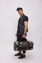 Upload the image to the Gallery viewer, MAXI BAG | IN CLOTH | WOODLAND CAMOUFLAGE
