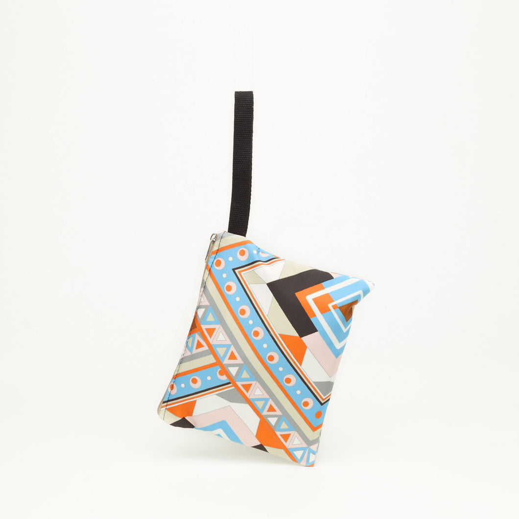 CLUTCH WITH CLOTH HANDLE | GEOMETRIC SHAPES