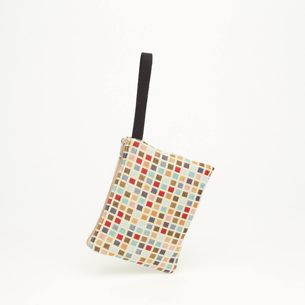 CLUTCH WITH CLOTH HANDLE | MOSAIC