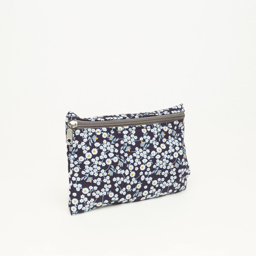 CLOTH CLUTCH | BLACK WITH WHITE FLOWERS