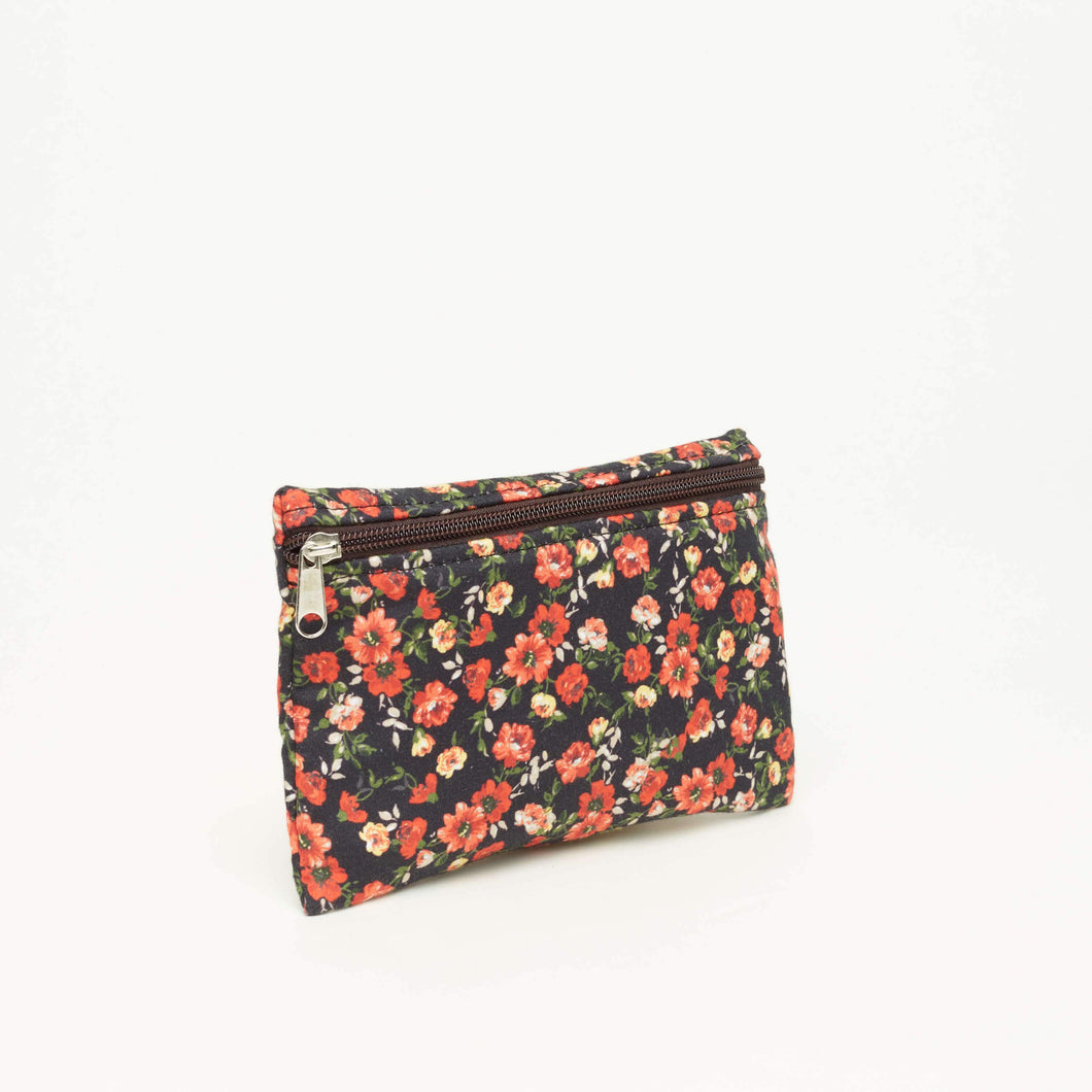 CLOTH CLUTCH | BLACK WITH RED FLOWERS