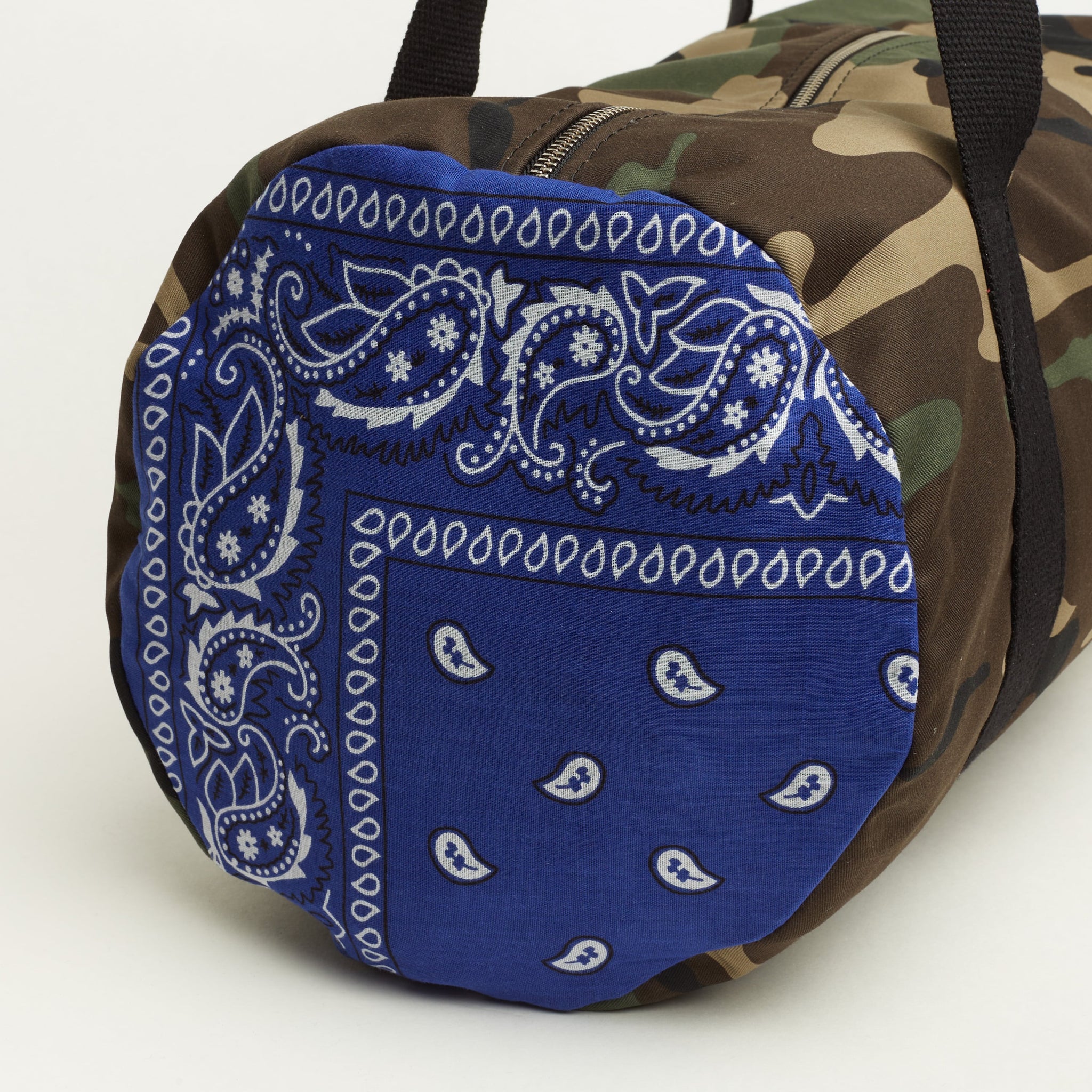 BORSONE MILITARE CON INSERTI BANDANA BLU, IN STOFFA