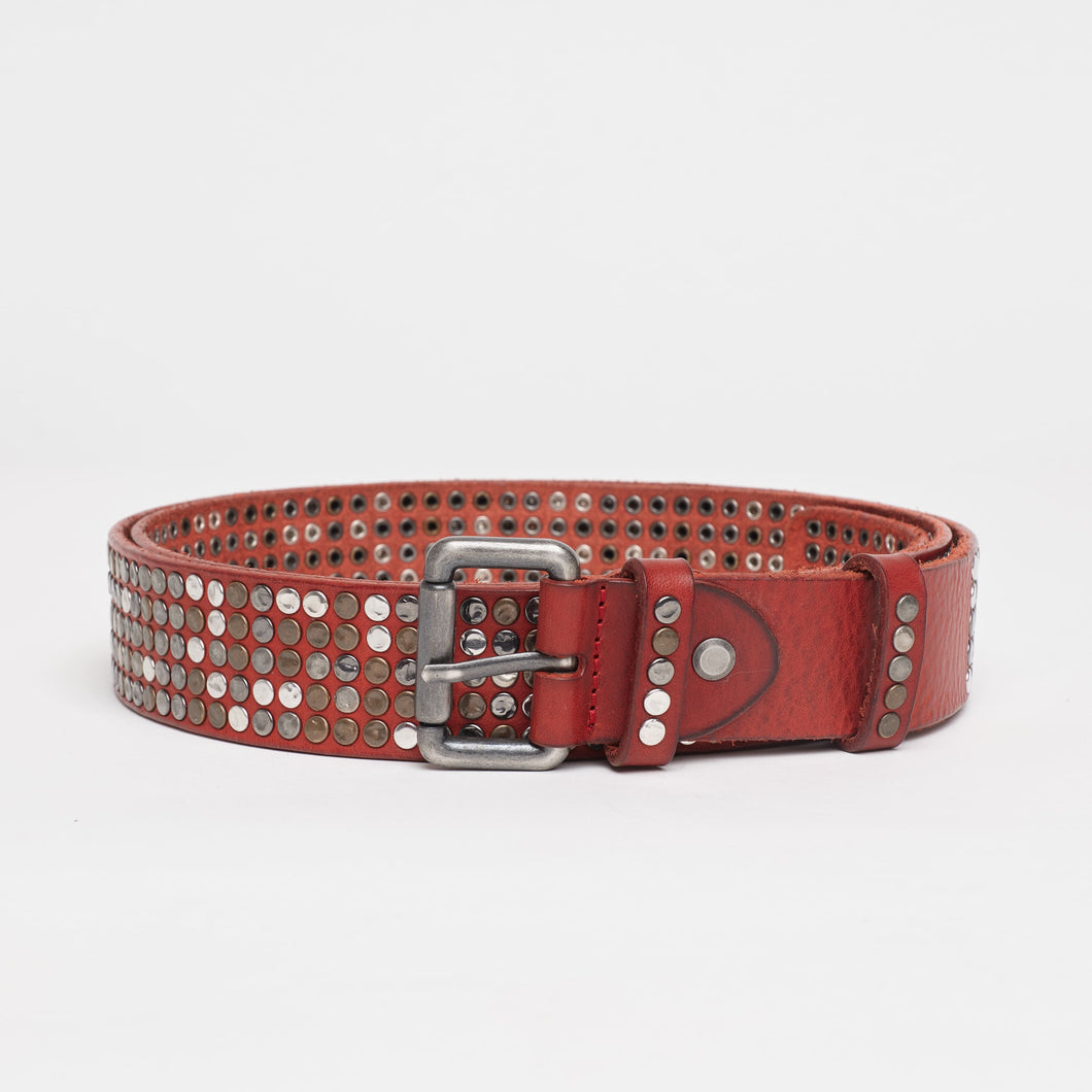 RED STUDDED BELT | HEIGHT 3.50 CM | 5 ROWS OF MIXED STUDS